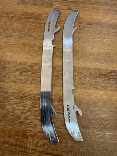 Bauer LS PULSE 212mm  (Used)