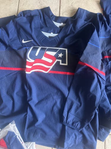 New Team USA Women’s Size 60 Nike 2023 IIHF Worlds Jersey - Team Issued