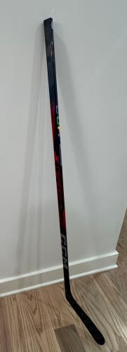 Junior CCM JetSpeed FT7 Pro Left Hand Hockey Stick P29 50Flex (Used)