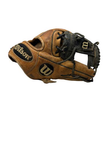 Used Wilson A20001786 BB/SB Glove RH Throw Brown And Black 11 1/2" 11835-S000206856