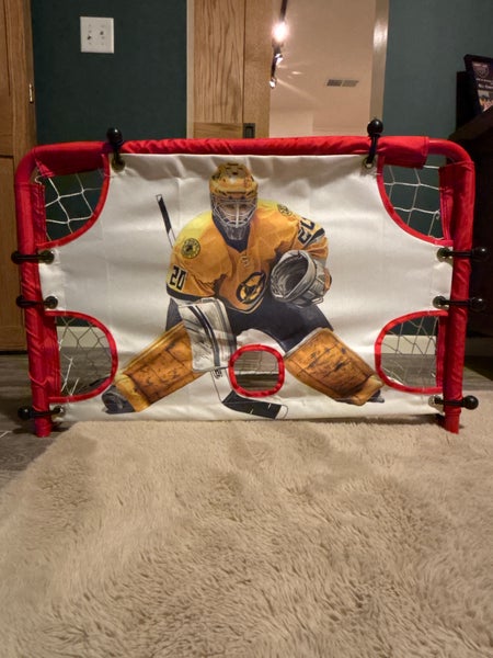 (New) metal knee hockey net with tutor