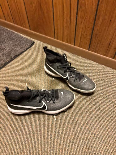 Black Men's Size M 11.5 (W 12.5) Adult Nike Huarache Mid Top Molded Cleats (New)