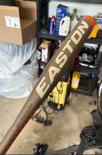 Easton Magnum Bat 14 oz 31"