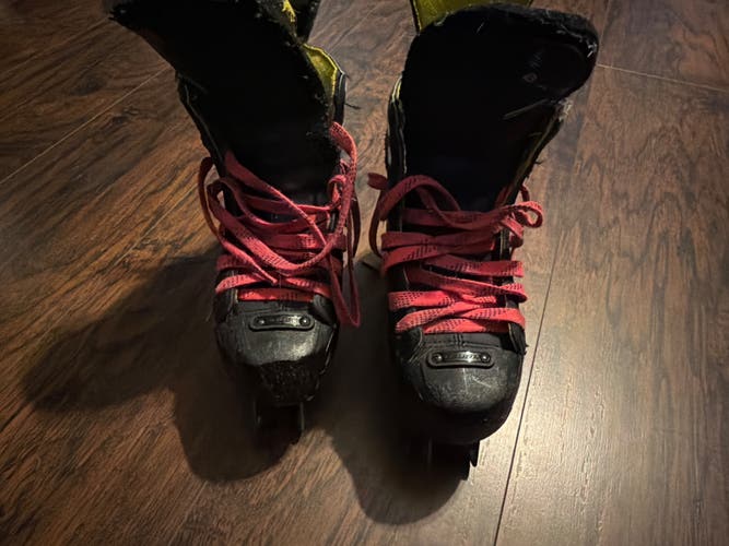 Bauer RS Inline Skates Regular Width Size 4 (Used)
