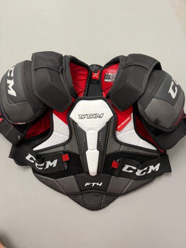 Medium Senior CCM JetSpeed FT4 Shoulder Pads (Used)