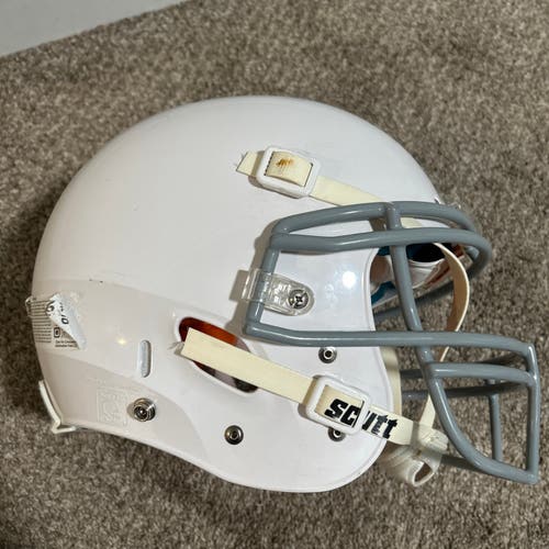 Schutt Recruit Hybrid Football Helmet White Size Youth XL 2015 EUC