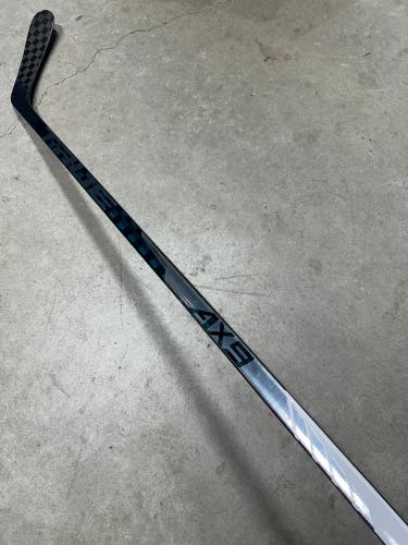 95 Flex P92 Senior True AX9 Right Hand Hockey Stick Pro Stock (New)