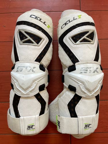 Medium Youth STX Cell V Arm Pads (Used)