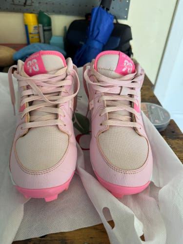 Jordan Stadium 90 Low MCS Pink Cleats