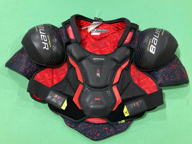 Used Senior Medium Senior Bauer Vapor 3X Shoulder Pads | GREAT CONDITION
