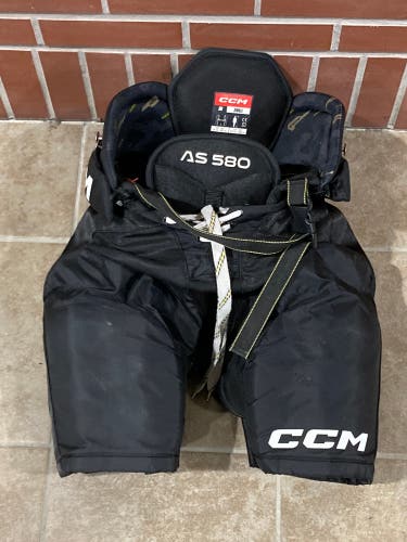 Used Senior Small CCM Tacks AS 580 Hockey Pants | GREAT CONDITION