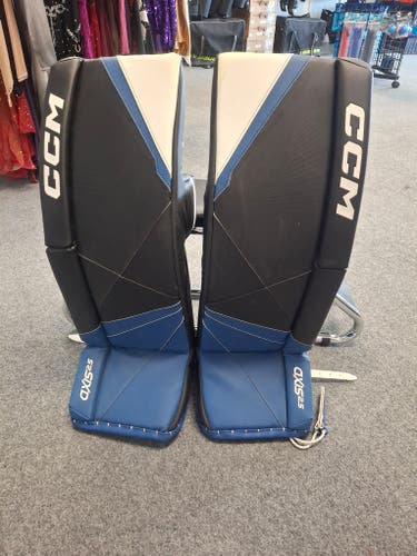 CCM Axis 2.5 Goalie Leg Pads Jr. (Used) 30+1 Blue/
