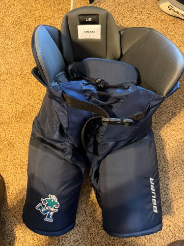 Canucks pro stock pants