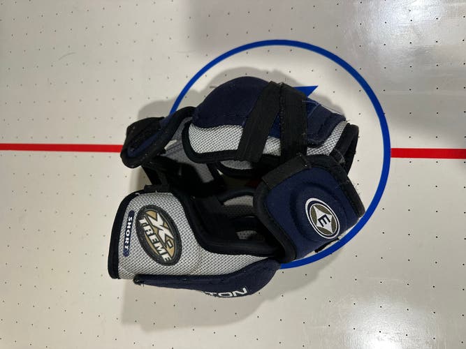 Intermediate Medium Easton Synergy GX Elbow Pads (Used)