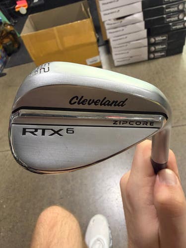 Used Cleveland RTX-6 ZIPCORE Golf Wedge Mens RH 52 Degree 11605-S000215523