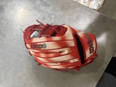 Used Wilson A2000 BB/SB Glove RH Throw Red 11 3/4" 11605-S000215932