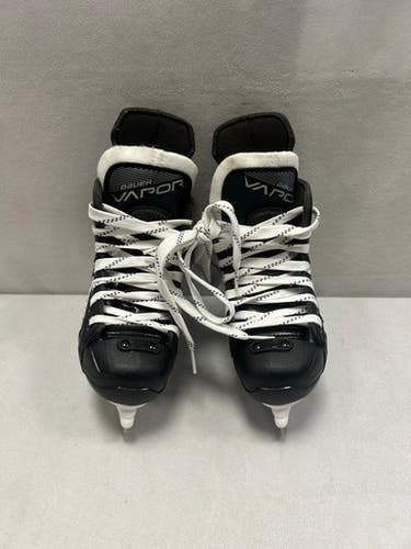 Used Bauer VAPOR X Youth Hockey Skate Youth 09.0 11490-S000271079