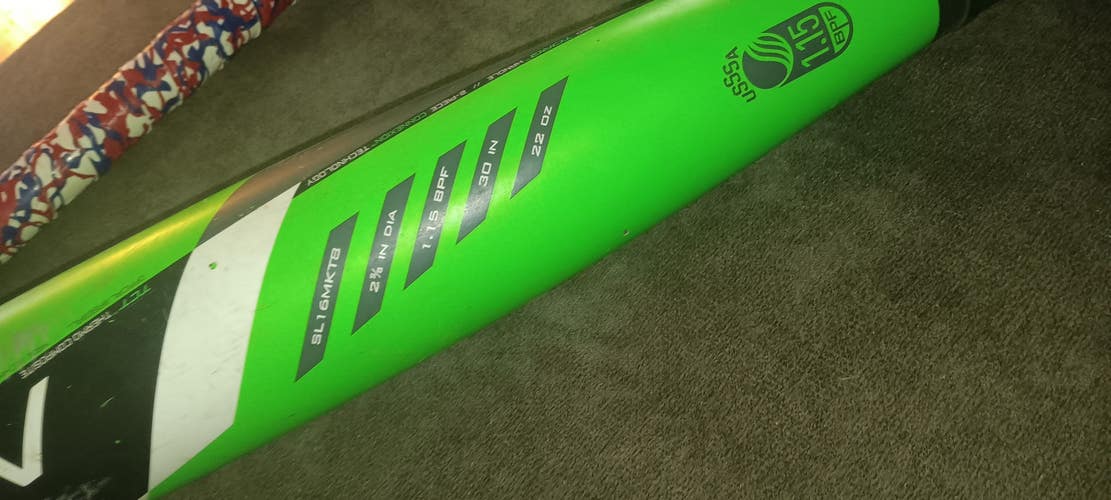 Easton Mako Torq Composite USSSA Certified Bat (-10) 30" (Used)