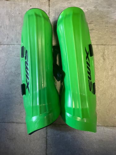 Shin Guards Medium Swix Shin Guard (New)