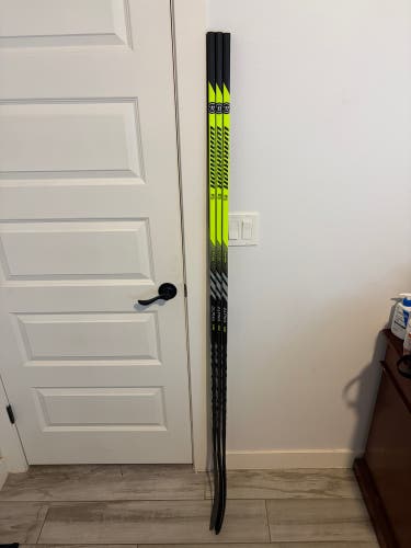 Senior Warrior Alpha LX2 Pro Left Hand Hockey Stick M90 75 Flex Pro Stock (New)