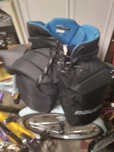 Intermediate Large Bauer GSX Hockey Goalie Pants (Used)