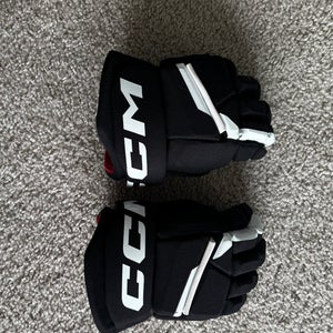 CCM Next Gloves 12" (Used)