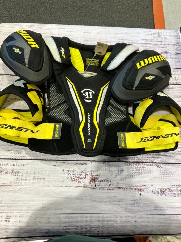 Large Senior Warrior Dynasty AXLT Shoulder Pads (Used)