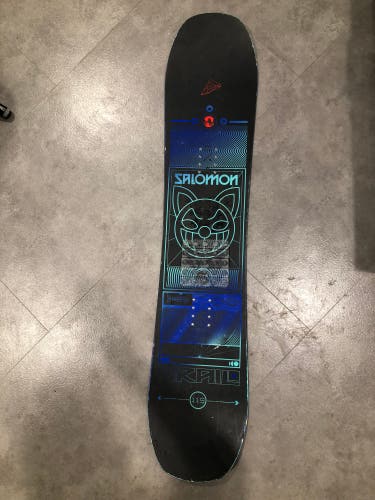 2023 Kid's 115cm Salomon Grail Snowboard | Without Bindings (Used)