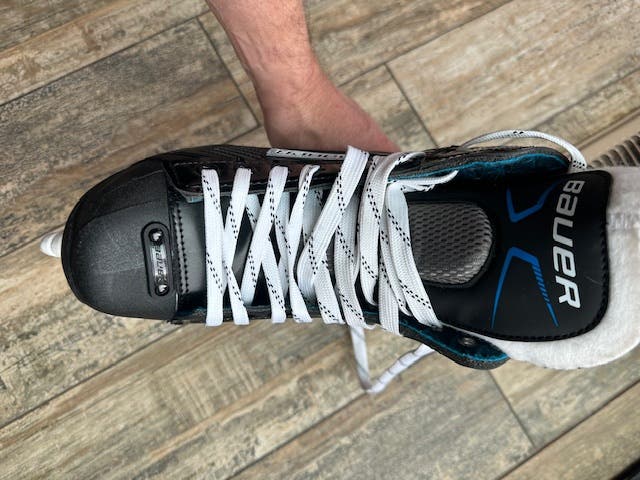 Bauer XLP Hockey Skates Size 5 (New)