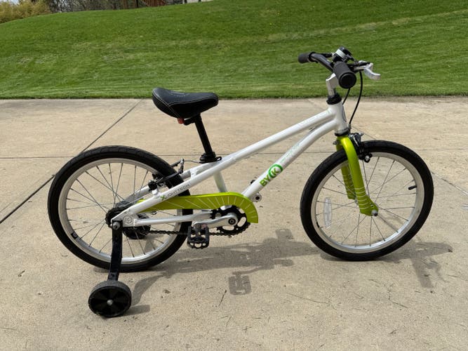 BYK E-350 Children's 18" Bike
