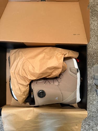 Men's Size M 9.5 (W 10.5) Burton Step-On Swath Snowboard Boots (New)