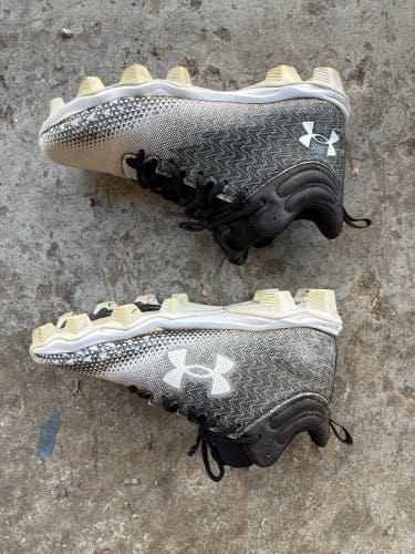 Black Kid's 5Y (Big Kids / Youth) Youth Under Armour USA PRO TEAM ISSUED High Top Molded Cleats (Use