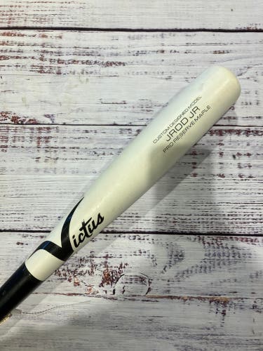 Victus JRod Pro Maple Bat Maple 29" (Used)