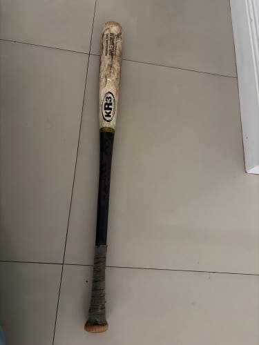2022 243 BBCOR Certified Bat (-3) 28.5 oz 31.5" (Used)