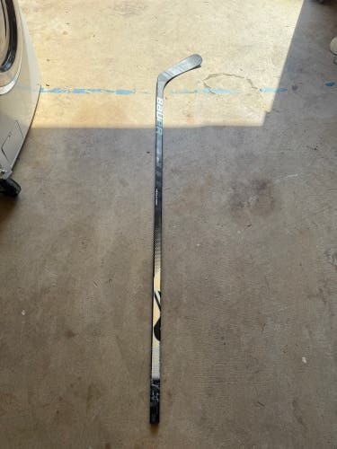 Senior Bauer Nexus 2N Pro XL Right Handed Hockey Stick P92 95 Flex Pro Stock (New)
