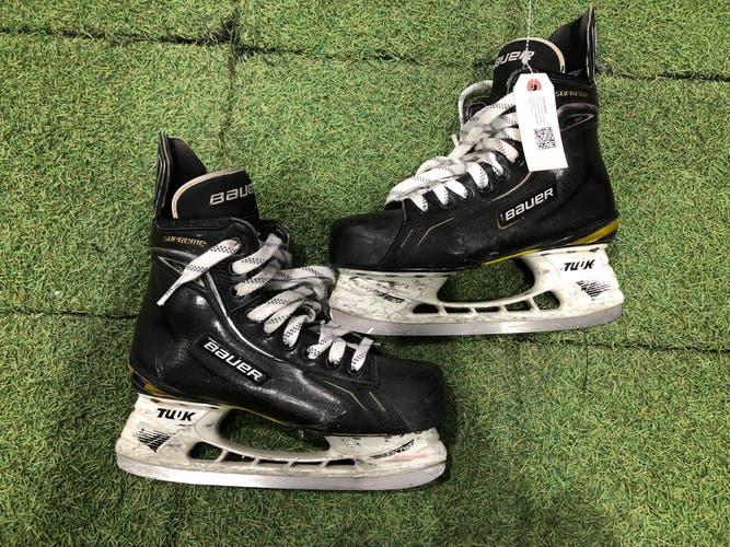 Senior Bauer Supreme TotalOne Hockey Skates Regular Width 7.0 (Used)