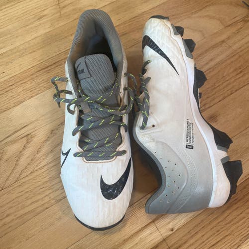 White Women's Size M 9.0 (W 10.0) Nike Mid Top (Used)