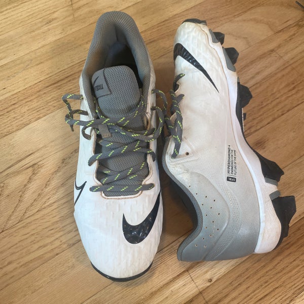 White Women's Size M 9.0 (W 10.0) Nike Mid Top (Used)