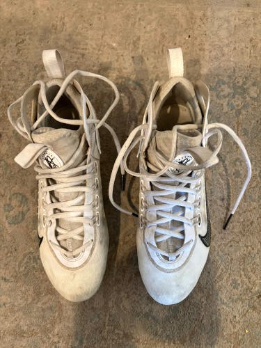 White Unisex Size M 8.0 (W 9.0) Youth Nike Huarache 9 Elite Mid Mid Top Molded Cleats (Slightly Used