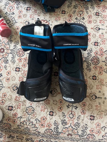 Intermediate Large Bauer Bauer X Elbow Pads (New)