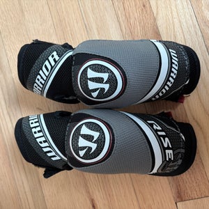 Junior Medium Warrior Rise Elbow Pads (Used)