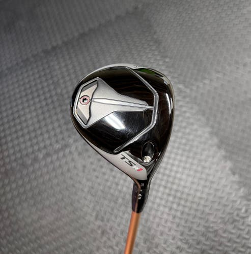 Men's Titleist TSR1 Right Handed Fairway Wood Stiff Flex 15 Loft (Used)