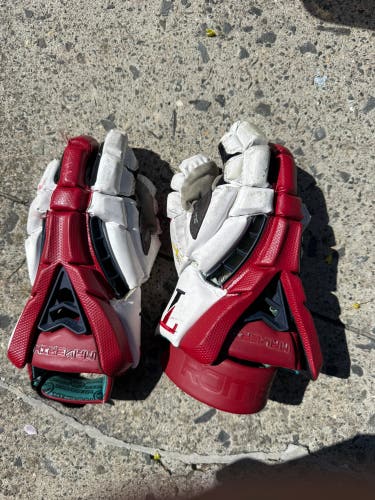 Maverik Rome Lacrosse Gloves (Used)