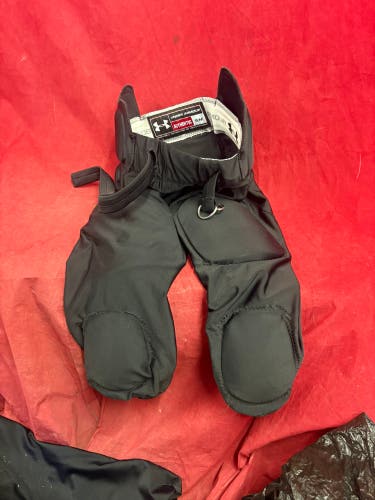 Football Pants: Black Men's Small Youth Under Armour Game Pants (Used)