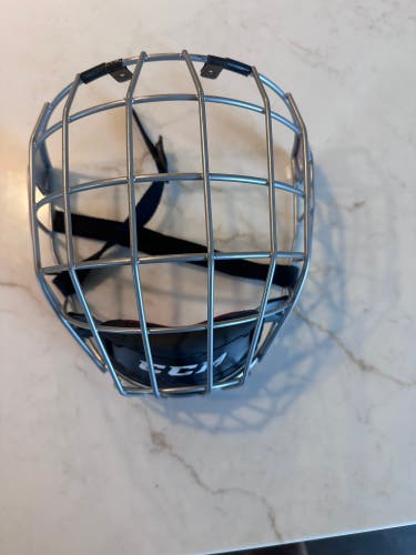 Large CCM FM580 Full Cage (Used)