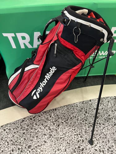 TaylorMade Standing Golf Carry Bag