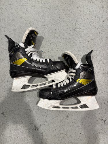 Senior Bauer Supreme 3S Pro Hockey Skates 9 (Used)