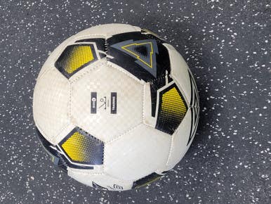 Used Umbro TRAINING All Size Soccer Ball White 4 11849-S000038434