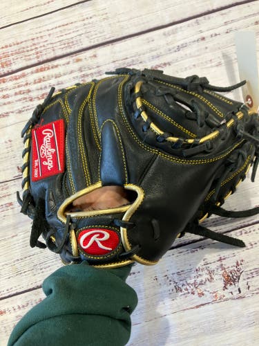 Black Rawlings Gold Glove Elite RH Catcher's Baseball Glove 32.5" (Used)