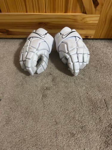 Nike Vapor select Lacrosse Gloves (Used)